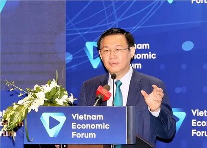 Xu hướng Ai bảo mặc váy đen mùa hè là: Hotspot Matrix tiết lộ bí quyết video viral